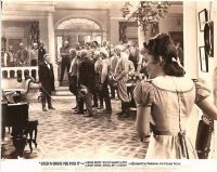 En busca del oro (gold is where you find it)