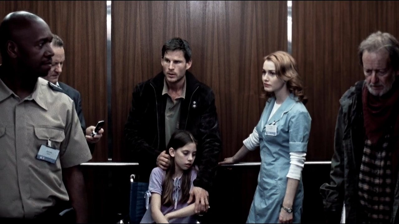 Cartel de la película Dark floors (2008) de Pete Riski
